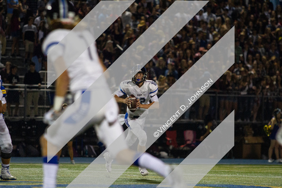 3059335_ct-sta-spt-football-lincoln-way-east-sandburg-st-0916-7458.jpg