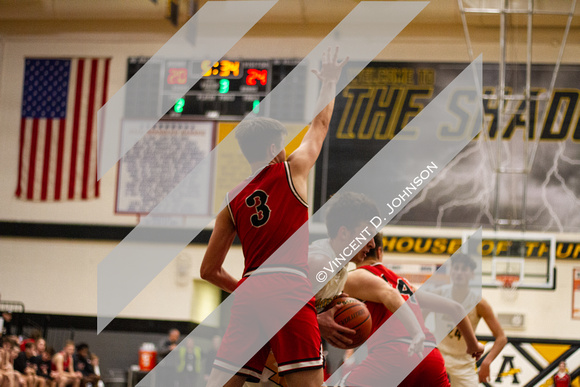 ct-sta-spt-boys-basketball-lw-central-andrew-st-020620-3815